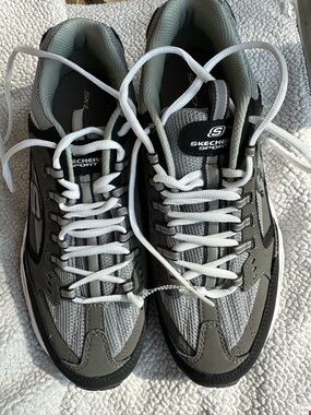 NWOT Skechers Light/dark Gray & Black Athletic Sneakers